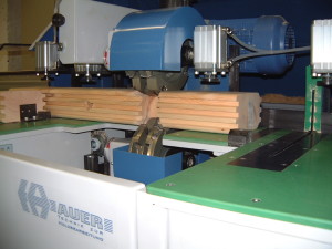 Ecobuild_CNC_wood_processing_center_Auer_details